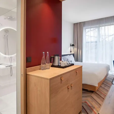 Hampton By Hilton 4* טאלין