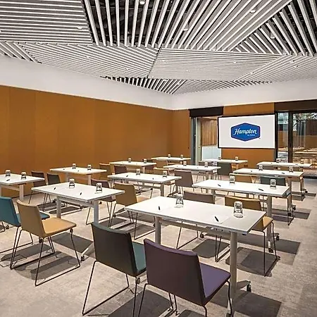 Hampton By Hilton 4* טאלין
