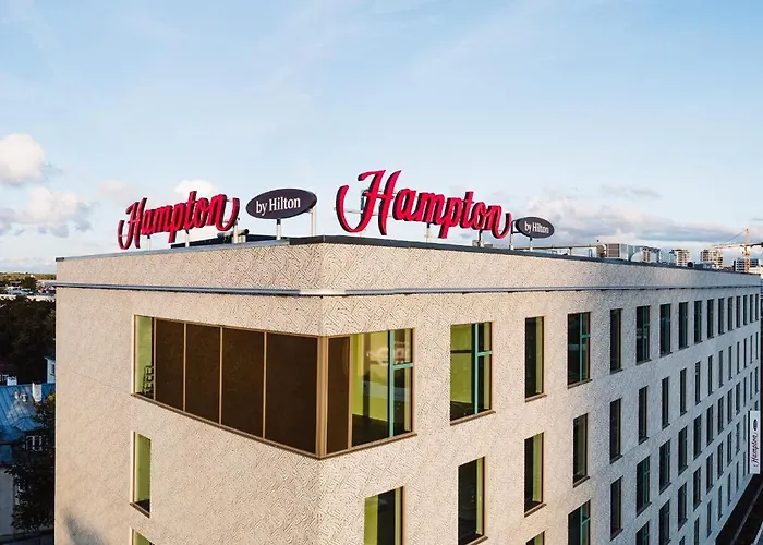 Hampton By Hilton 4*