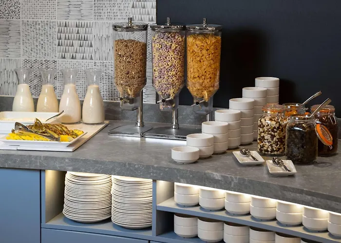 Hampton By Hilton Otel 4*