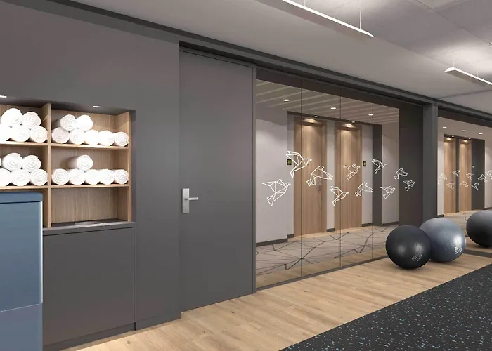 Hampton By Hilton 4*