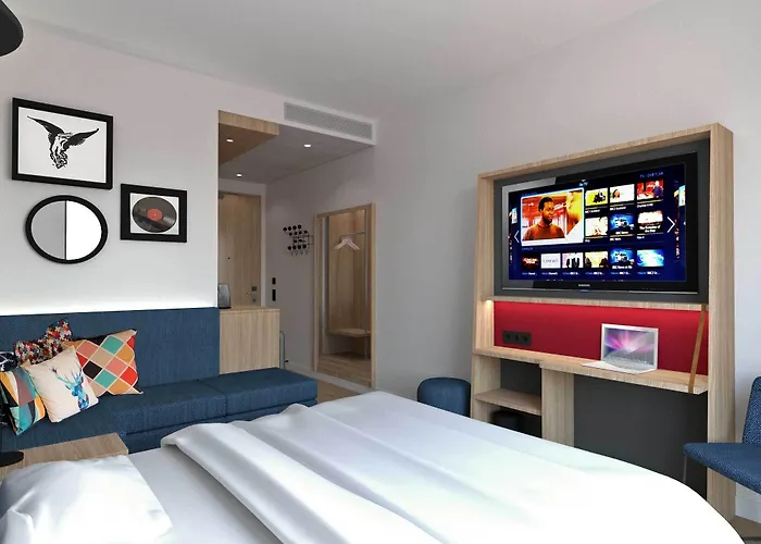 Hampton By Hilton Hotel