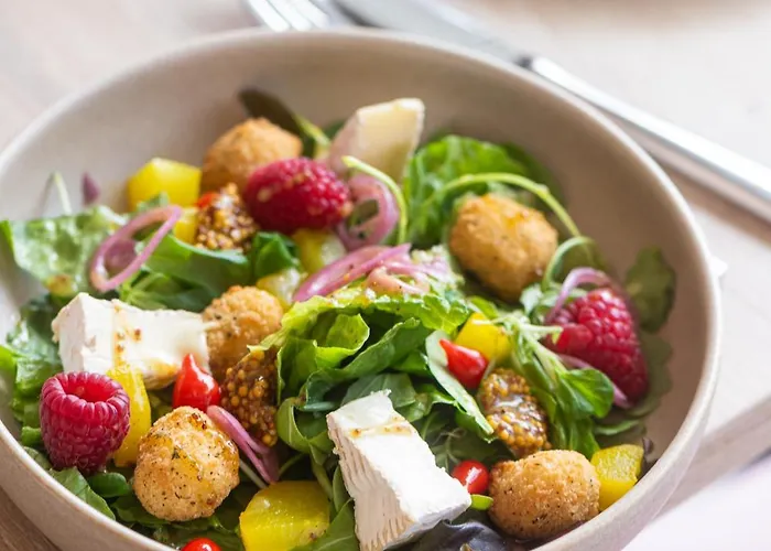 Hotel Hampton By Hilton Tallin